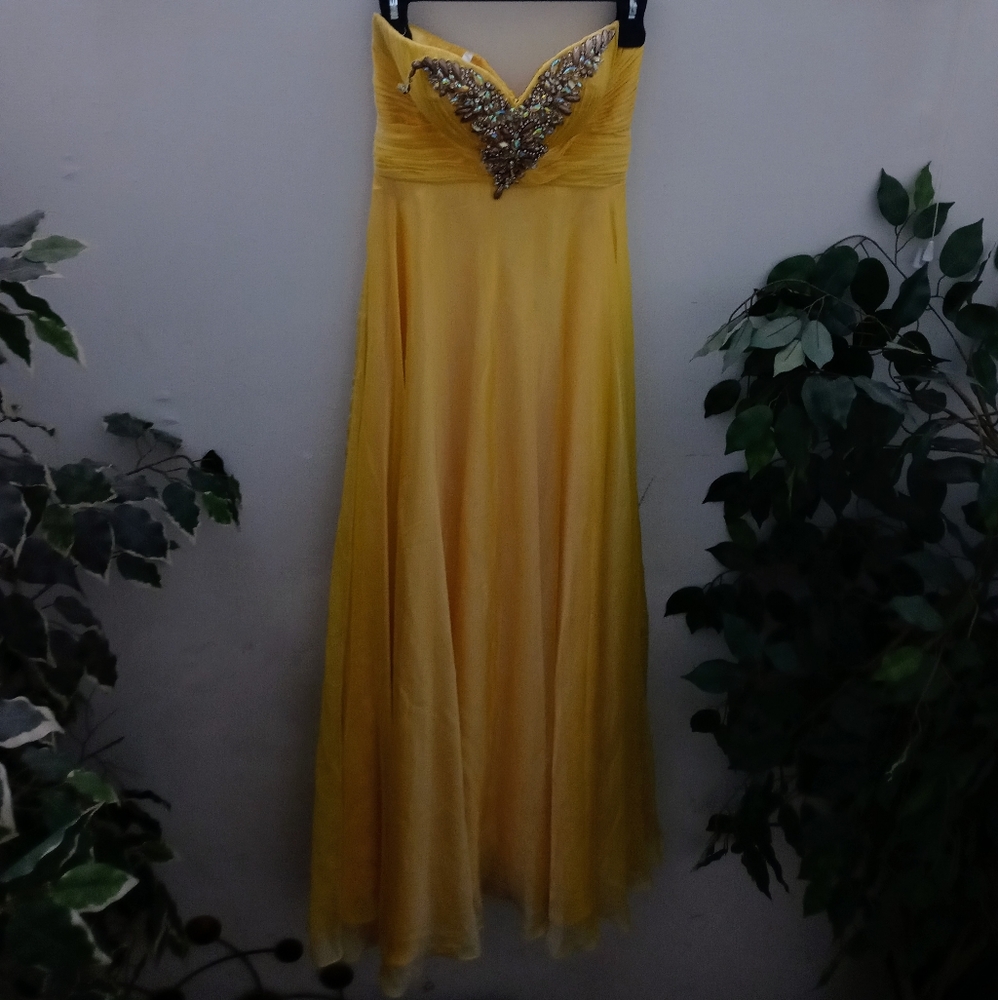 Yellow Sequence Maxi Special Occasion Dress in size 2. Designed by Sparkle